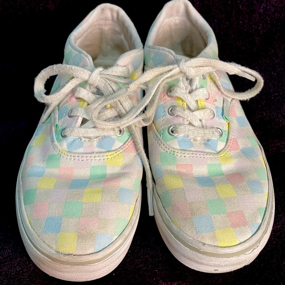 SOLD! Girls Vans - Picture 1 of 5